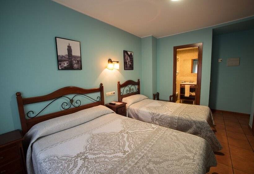 펜션 Hostal Serruchi