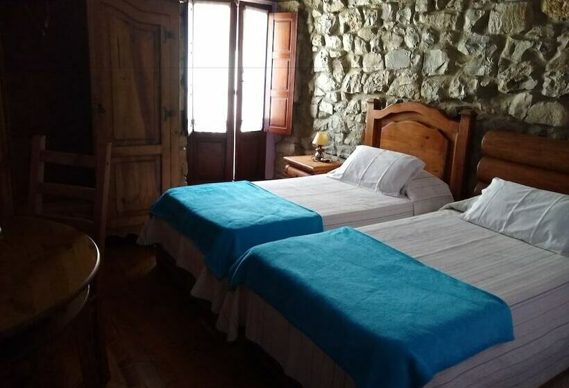 ユースホステル La Casa Del Castillo