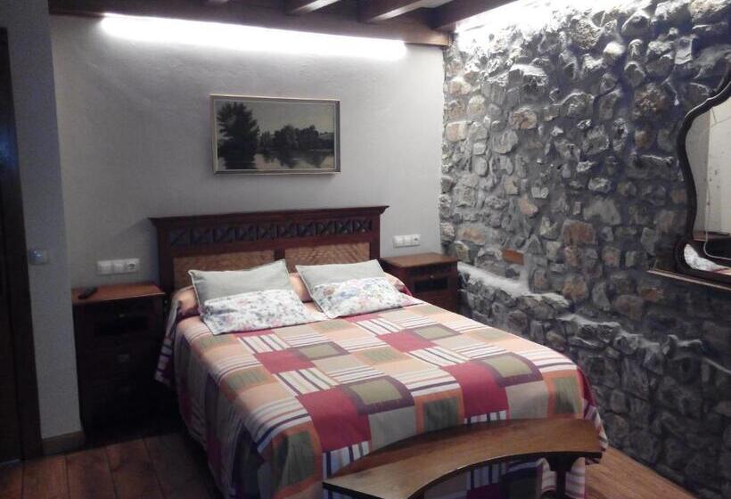 فندق صغير Posada Solar Montero De La Concha