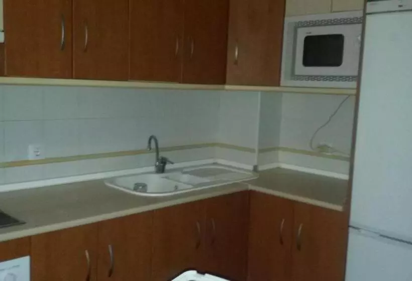 پانسیون Hostal Y Apartamentos La Vereda