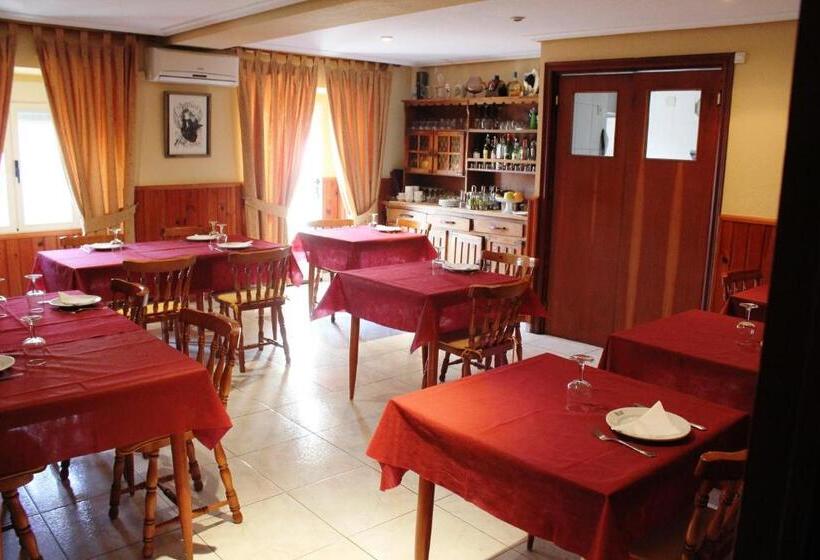 פנסיון Hostal Extremeño