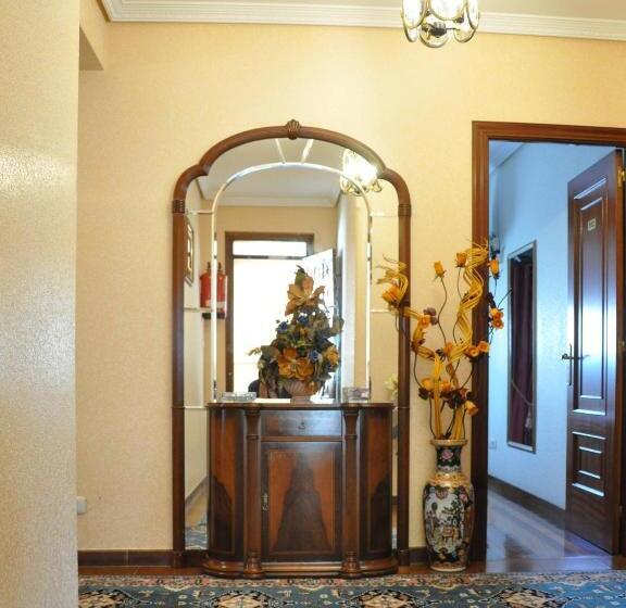 پانسیون Hostal Paz