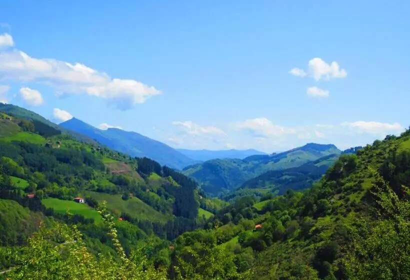 پانسیون Matxitxulo Family Rooms