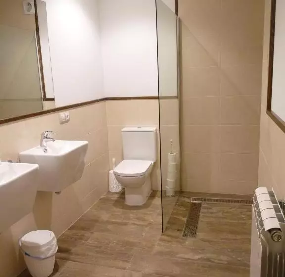 پانسیون Matxitxulo Family Rooms