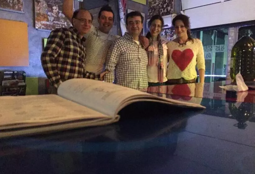 ペンション Anahuaska Art   Suites Temáticas