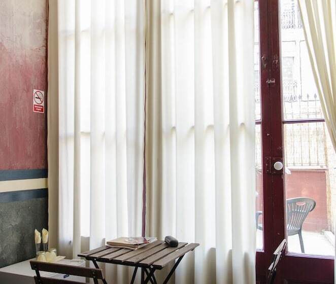 پانسیون Bed & Art Barcelona