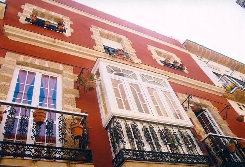 پانسیون Dormir En Cádiz