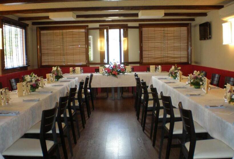 پانسیون Fonda Urquizu