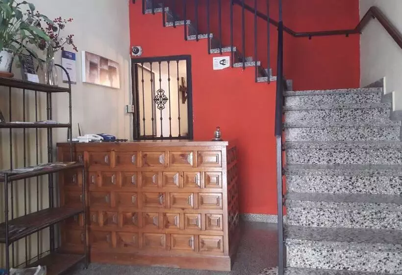 Majatalo Hostal Ronda Sol