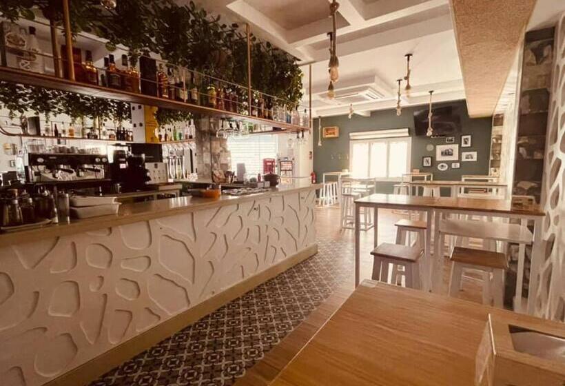 펜션 Novo Apartahotel & Restaurante