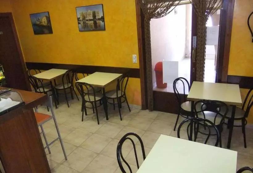 Majatalo Pensió L'estada