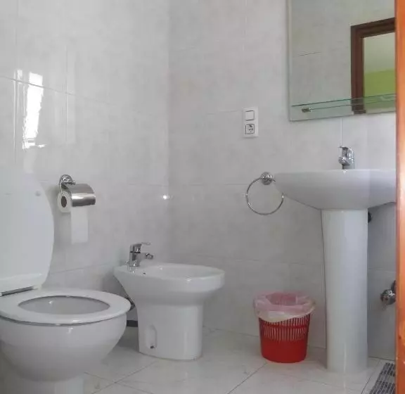 Majatalo Pensió L'estada