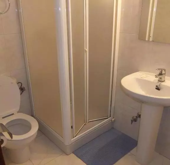 Majatalo Pensió L'estada