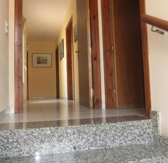 Majatalo Pensió L'estada