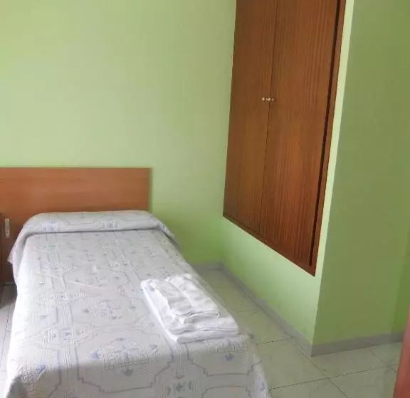 Majatalo Pensió L'estada