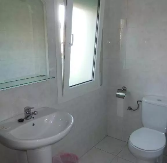 Majatalo Pensió L'estada