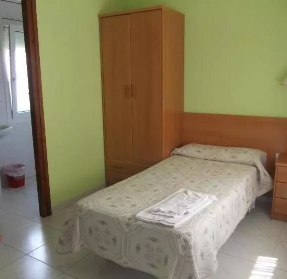 Majatalo Pensió L'estada