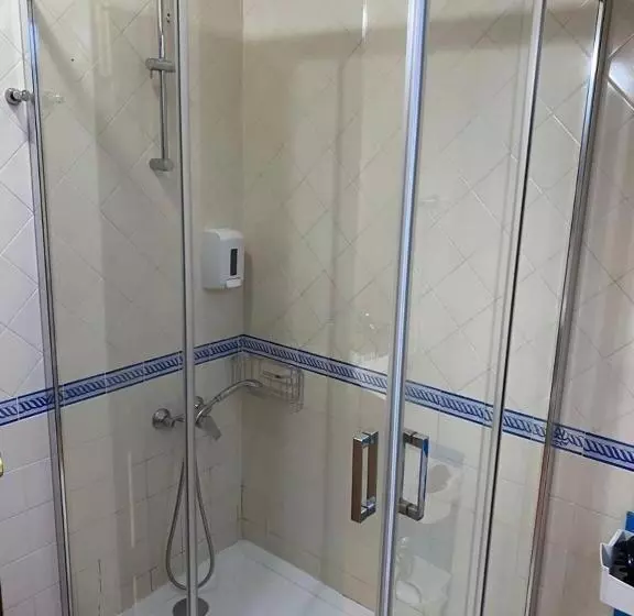 Aamiaismajoitus (B&B) Casa Vale De Azibo