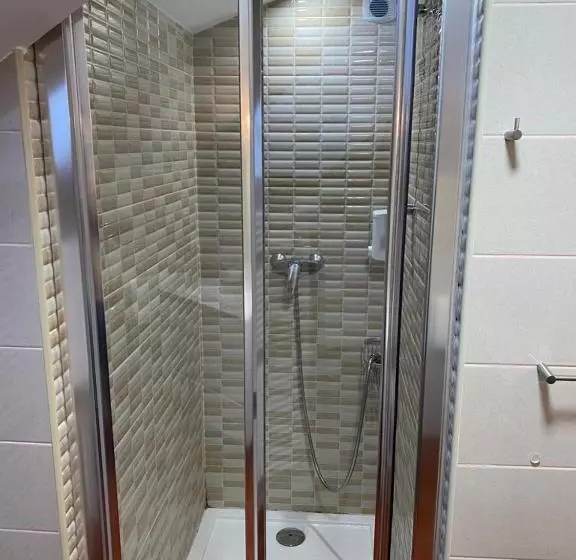 Aamiaismajoitus (B&B) Casa Vale De Azibo