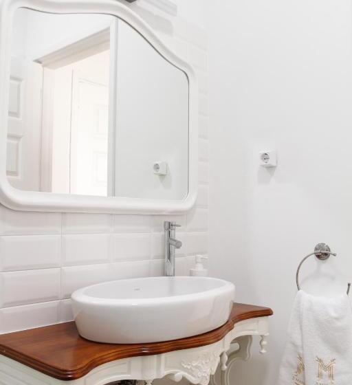 پانسیون 3 Marias Residence