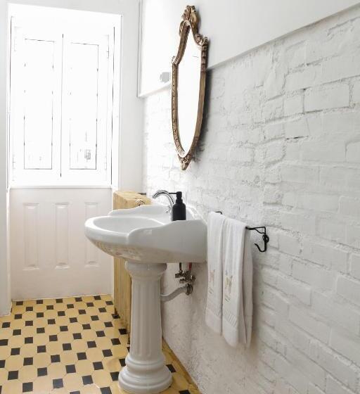 پانسیون 3 Marias Residence