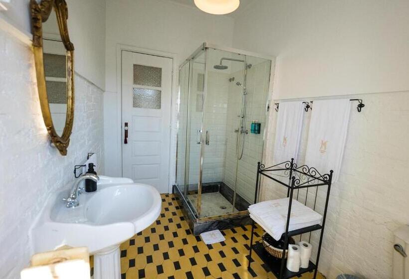 پانسیون 3 Marias Residence