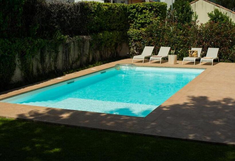 پانسیون 3 Marias Residence