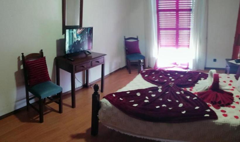 Пансион A Canhota