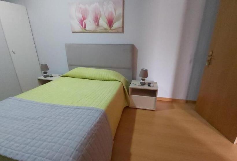 Pansiyon Residencial As Canárias