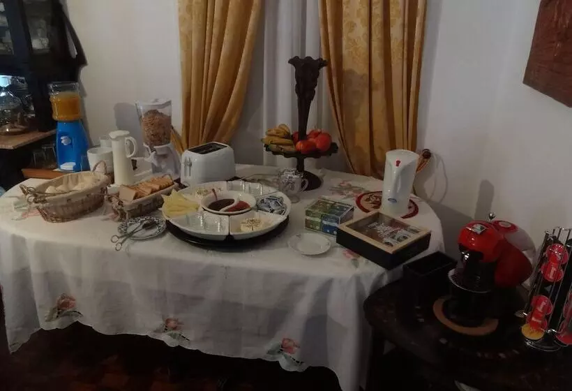 پانسیون Vila Laura