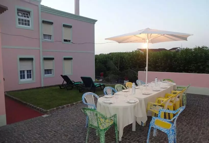 پانسیون Vila Laura