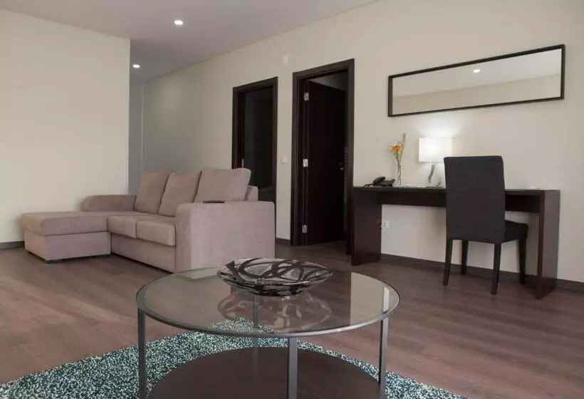 Vale De Lourinhã   Casas De Campo