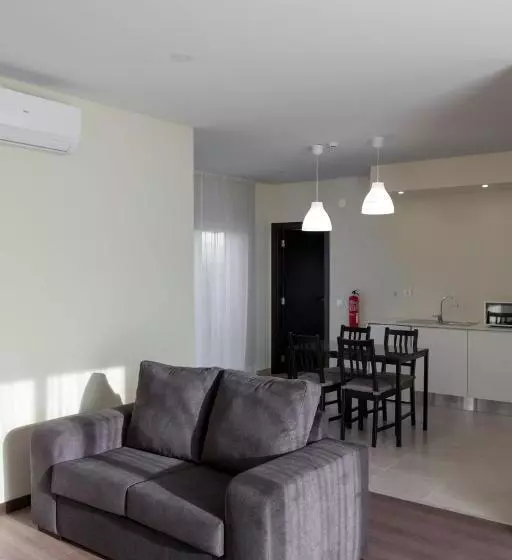 Vale De Lourinhã   Casas De Campo