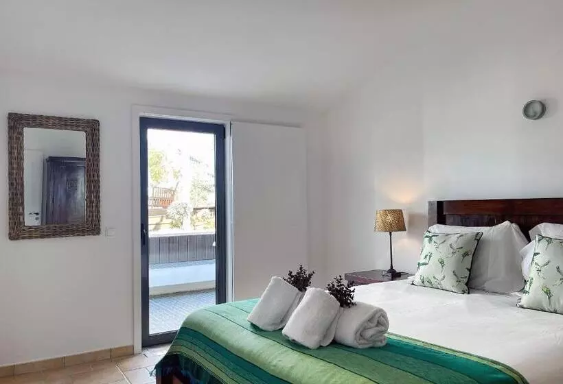 ホテル Herdade Do Kuanza