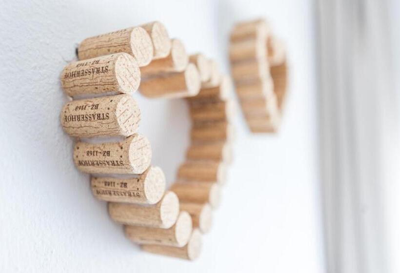 酒店 Strasserhof Tenuta Weingut