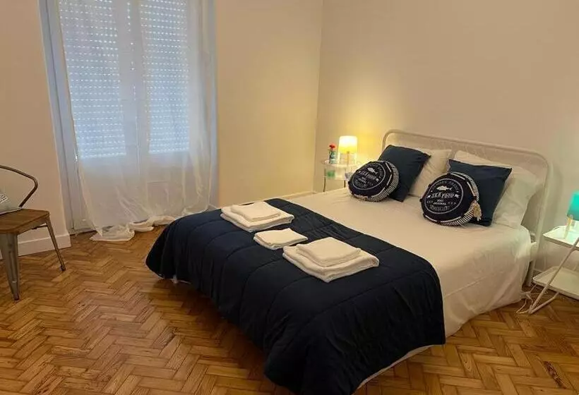 Majatalo Alvalade Ii Airport Guest House