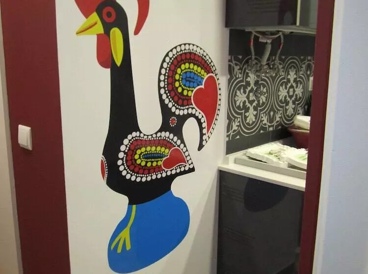 Majatalo Alvalade Ii Airport Guest House