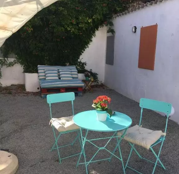 Majatalo Formosa Guest House