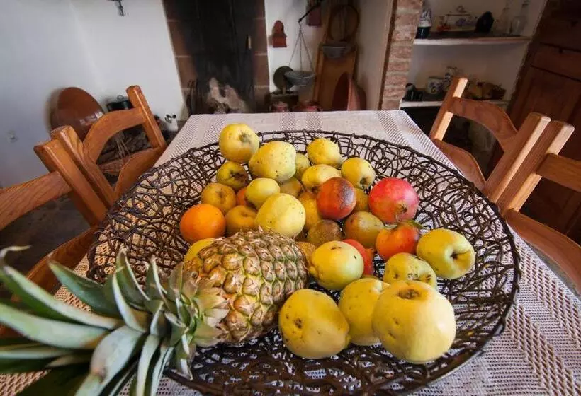 Majatalo Monte Farropo