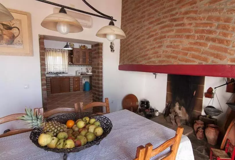 Majatalo Monte Farropo