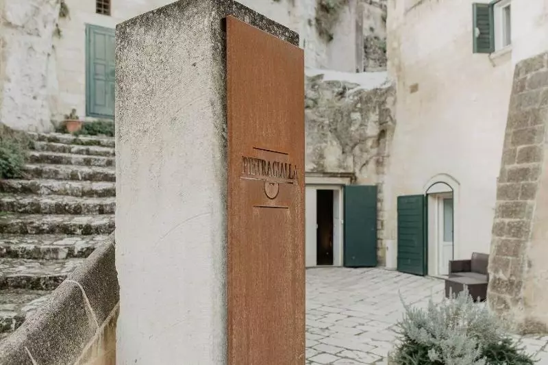 پانسیون Pietragialla