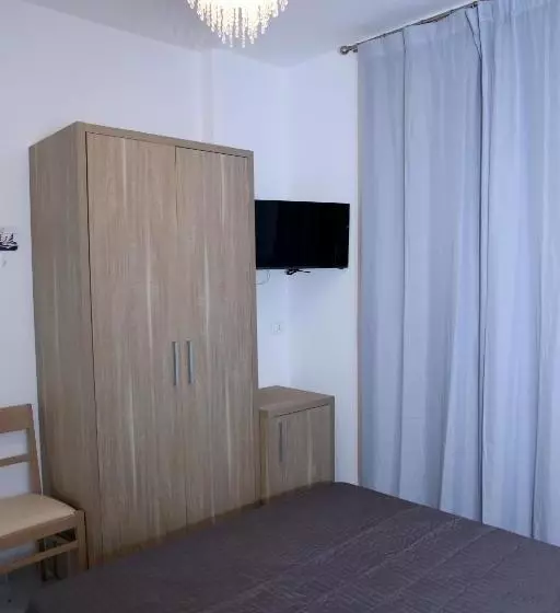 پانسیون Taccone Home