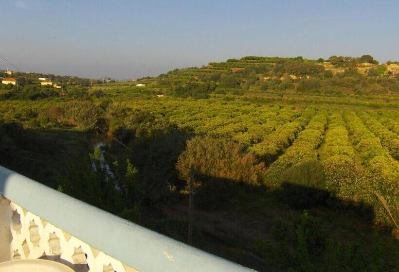 פנסיון Vila Sodré Guest House