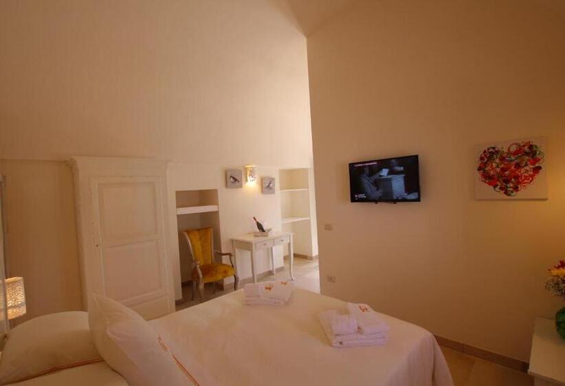 تختخواب و صبحانه Vita Dorata   Rural Chic