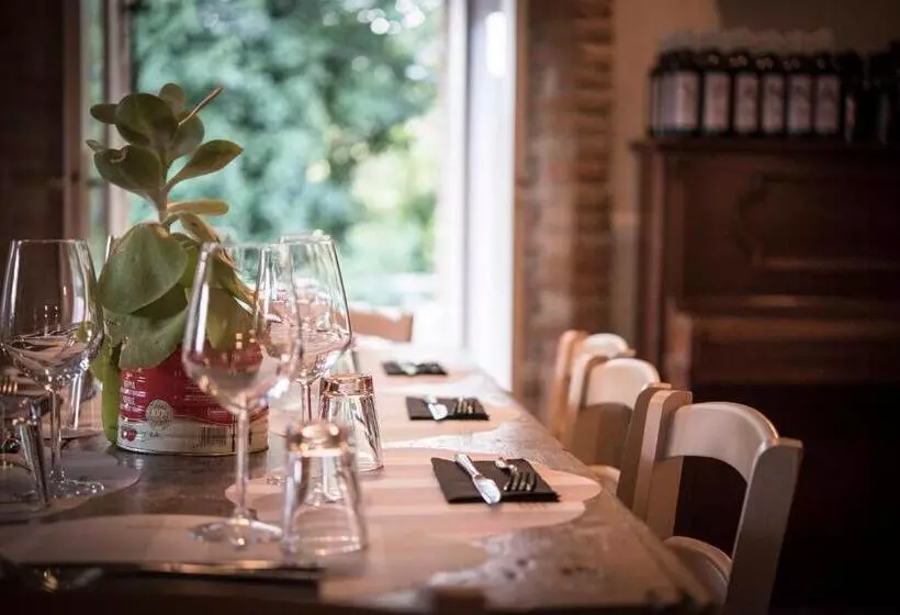 Hotelli Agricola Casa Cucina Bottega