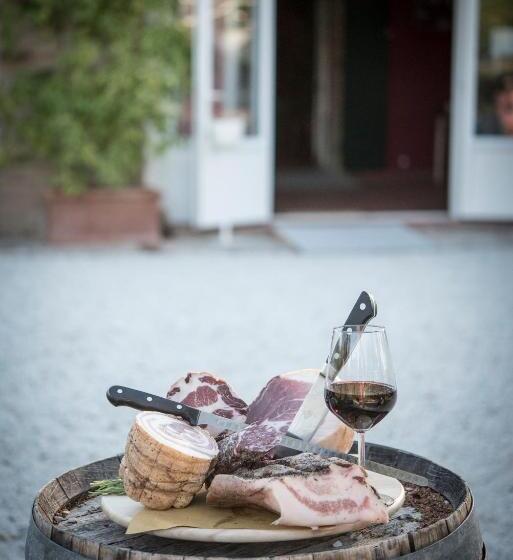 Hotel Agricola Casa Cucina Bottega