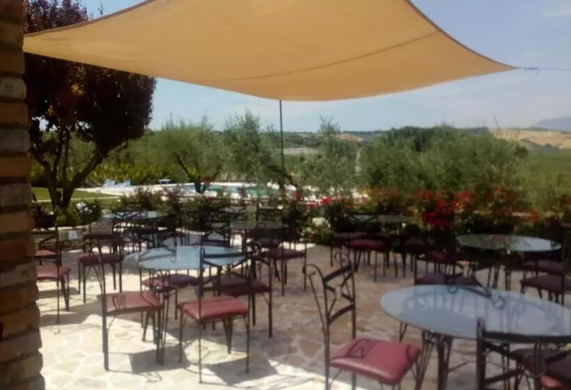 Hotelli Agriturismo Piccolo Albero