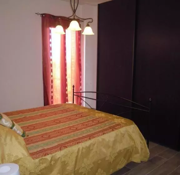 Hotelli Agriturismo Piccolo Albero