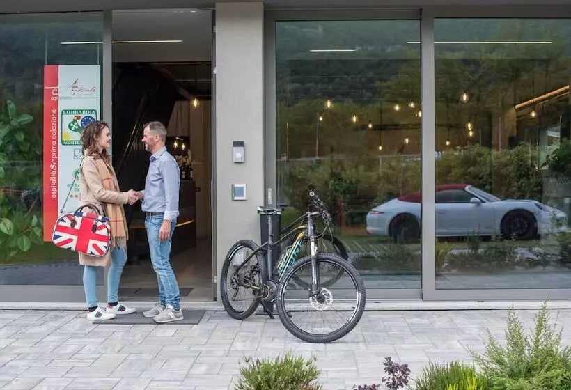 Hotelli Arbule Agriturismo & Spa Valtellina