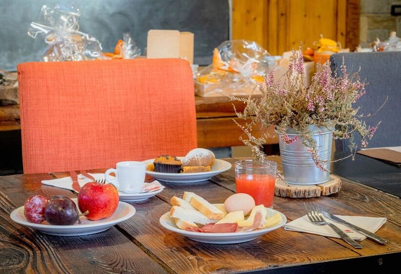 Отель Arbule Agriturismo & Spa Valtellina